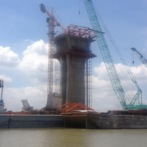 Construction of Long Thanh Bridge, the package 2 of the Ho Chi Minh City - Long Thanh - Dau Giay Expressway project