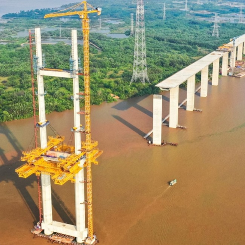 Package J1 includes Binh Khanh Bridge (Km21+739.5 - Km24+503), important part of Ben Luc - Long Thanh Expressway project